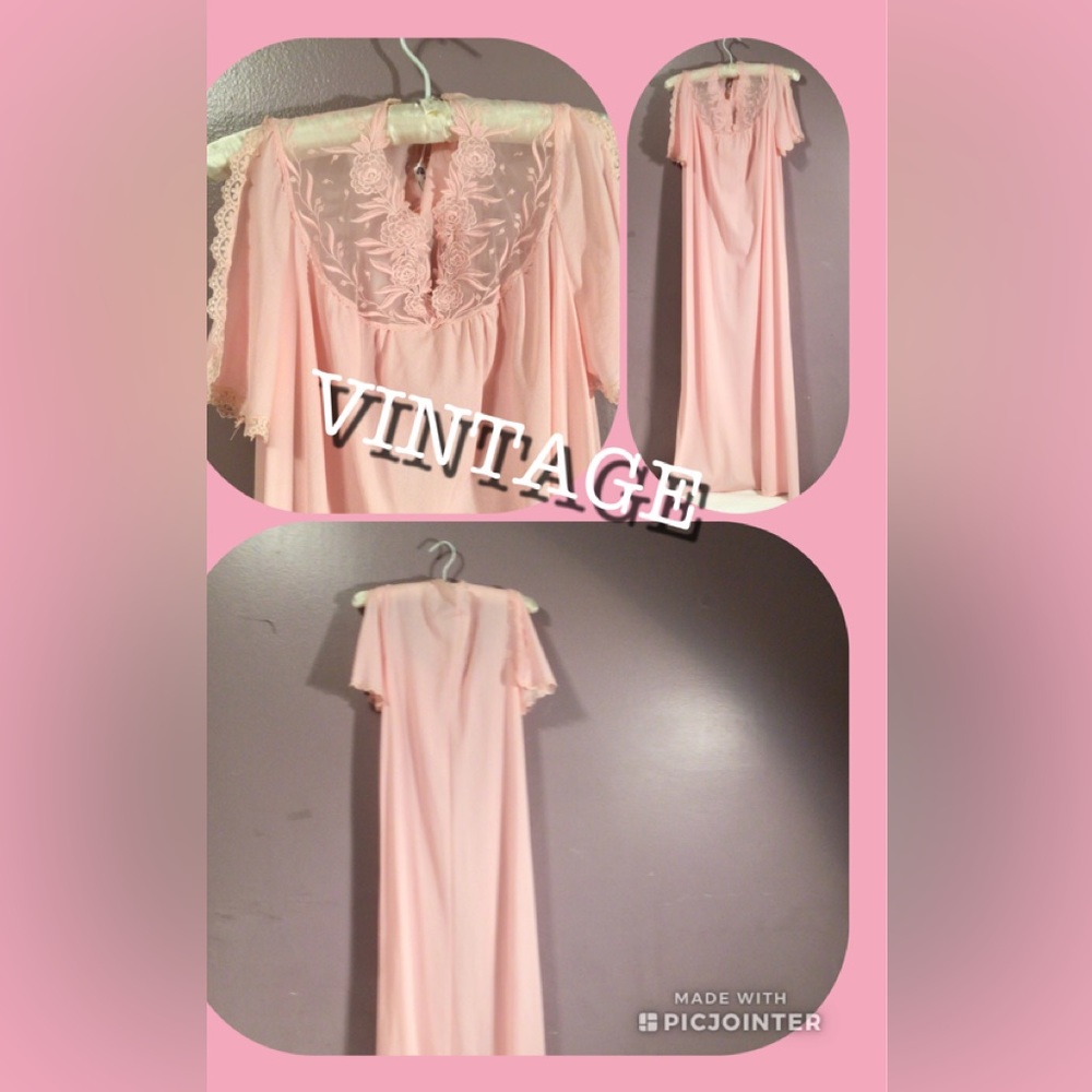 Ladies vintage baby pink lingerie